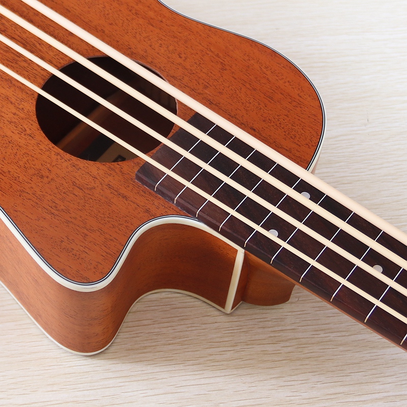 Ukulele Basso Elettrico Fretle - Ukulele Beginner Kit recensione e prezzo